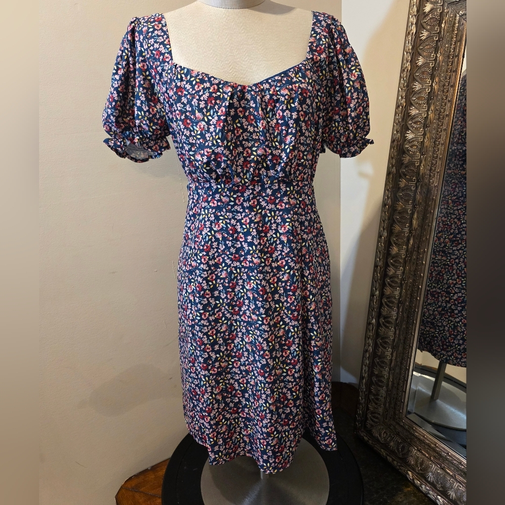 Coco + Jaimeson Ditsy Floral Mini Bustier Dress with Puff Sleeves In Navy.  XL.